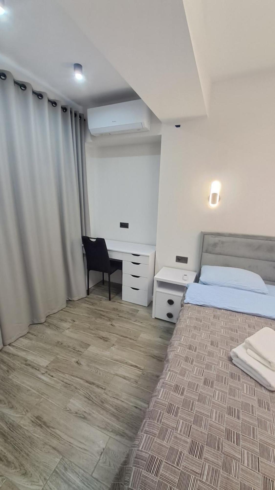 Ferienwohnung Аэропорт-Номера 24/24 . Kischinau Exterior foto